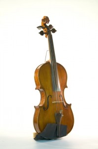 1993 fiddle, with top of 160-year-old pine and back of curly pear